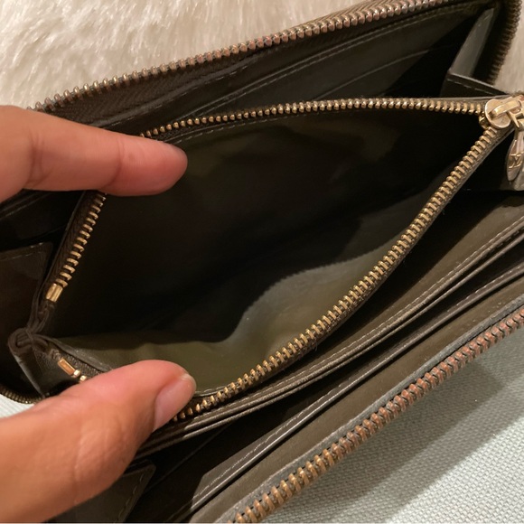 LV Vernis Long Zippy Wallet - Picture 5 of 12